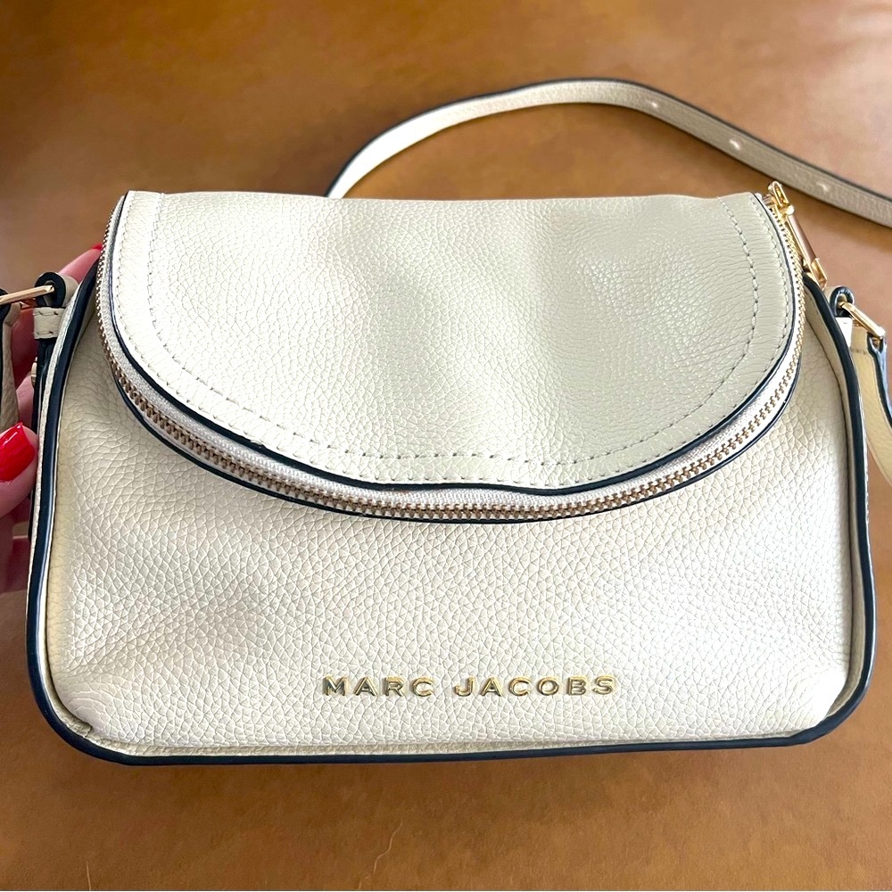 NEW Marc Jacobs